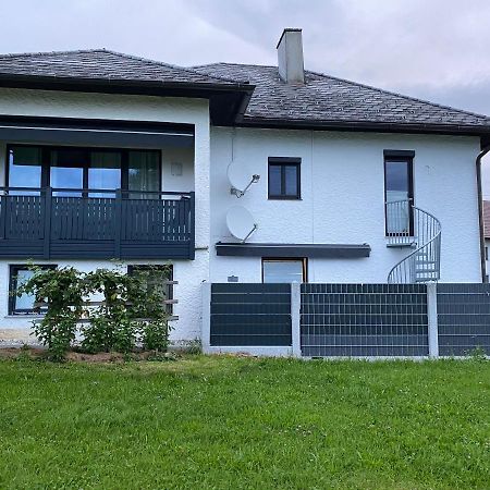 Wohnhaus City Sued Herzogsdorf Esterno foto
